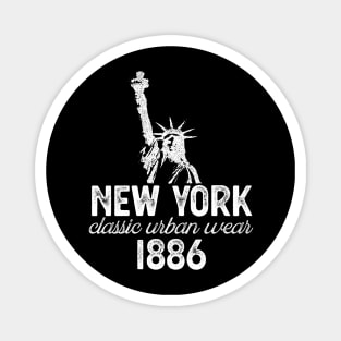 New York Classic Urban Wear 1886 Magnet